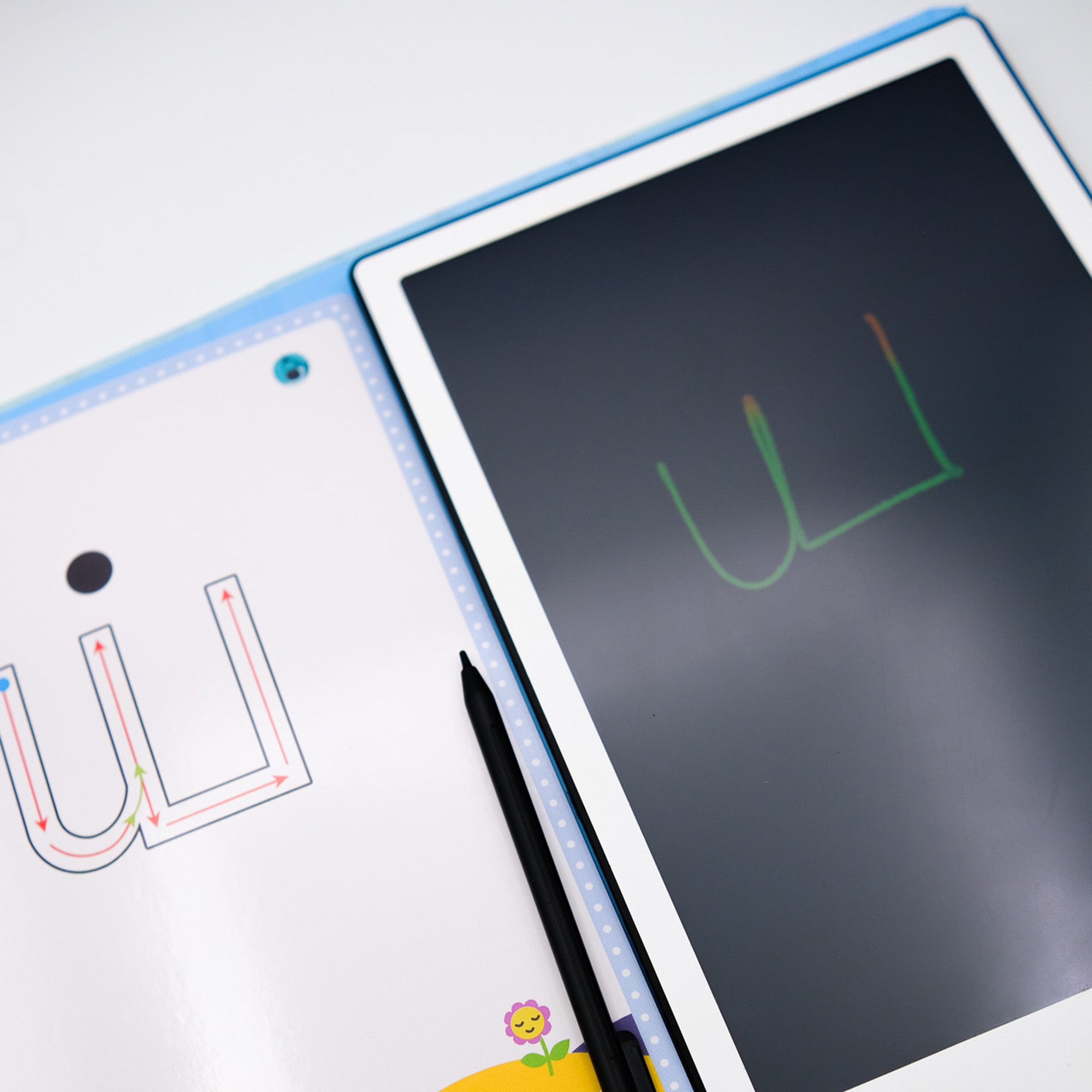 பேழை | Paezhai – Interactive Tamil Flashcards With Tracing Pen and Board